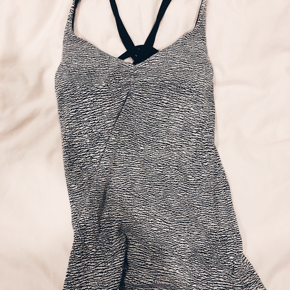 2-In-1 Tank 
Medium Support B/C Cup